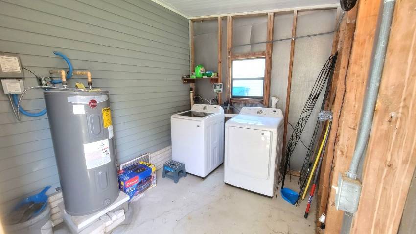 3390 Tower Overlook Drive a Lake Wales, FL Mobile or Manufactured Home for Sale